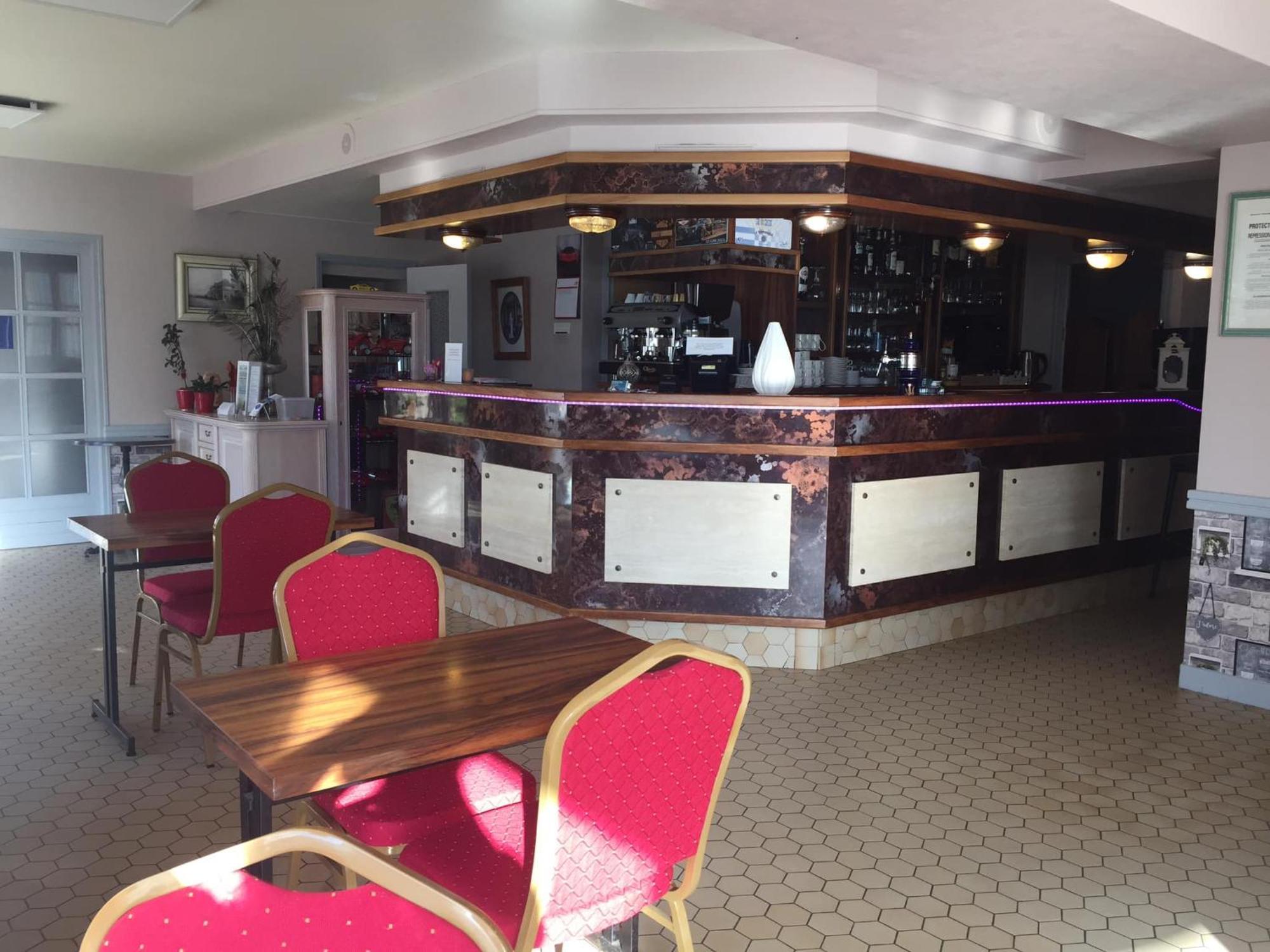 Pontchâteau Auberge Du Calvaire מראה חיצוני תמונה